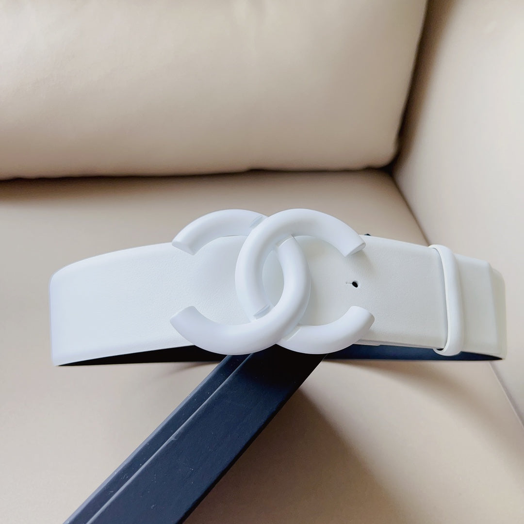 Autumn Winter Collection Calfskin Soft Handfeel Classic Belt