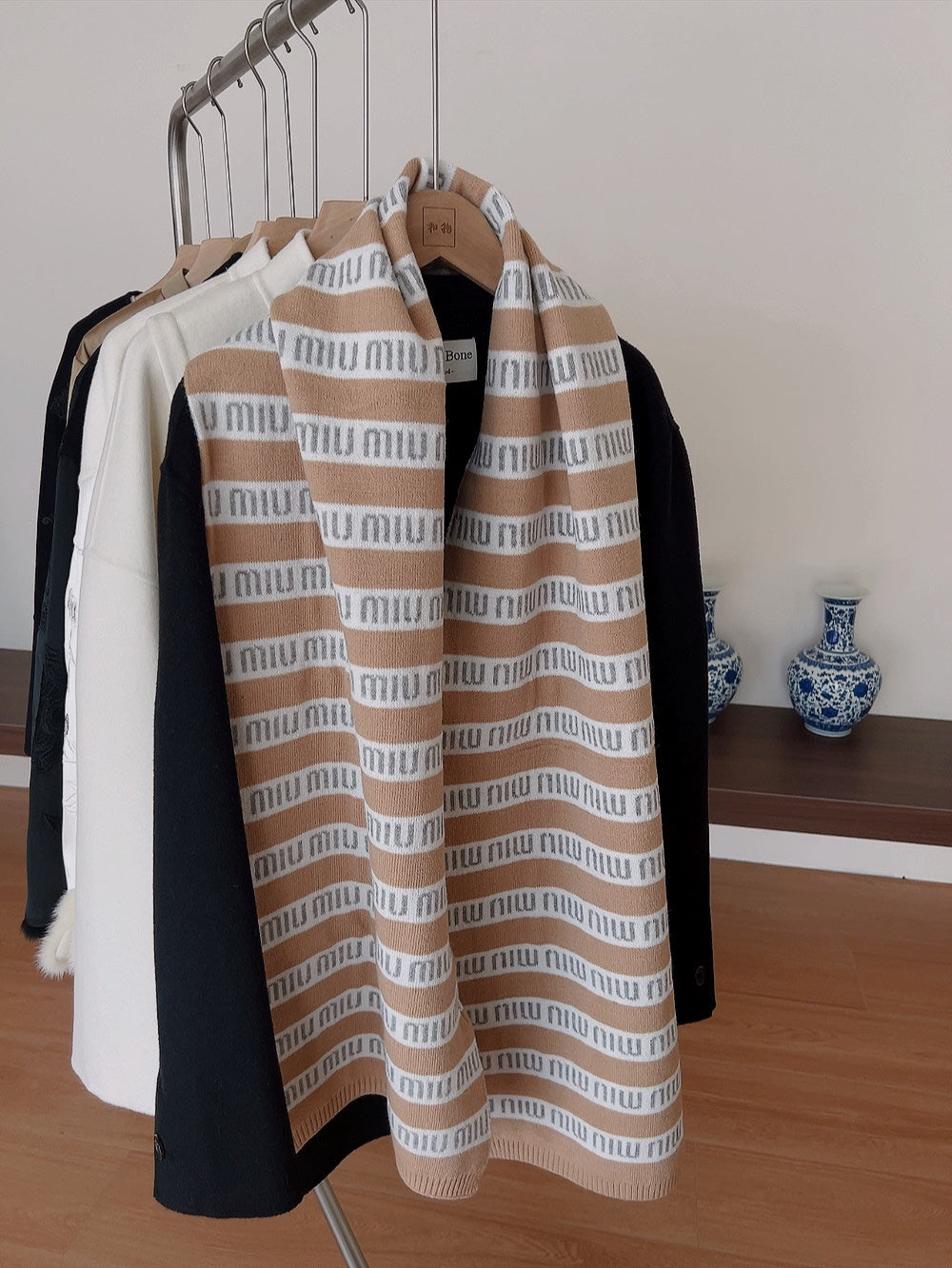 Striped 100% cashmere scarf