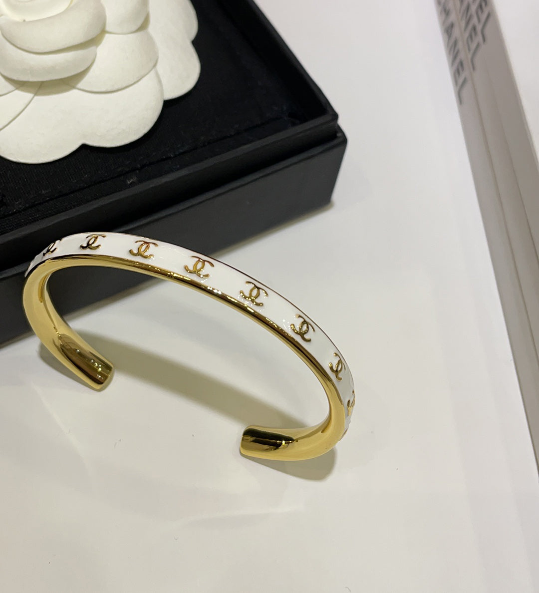 Luxury Enamel Open Bracelet