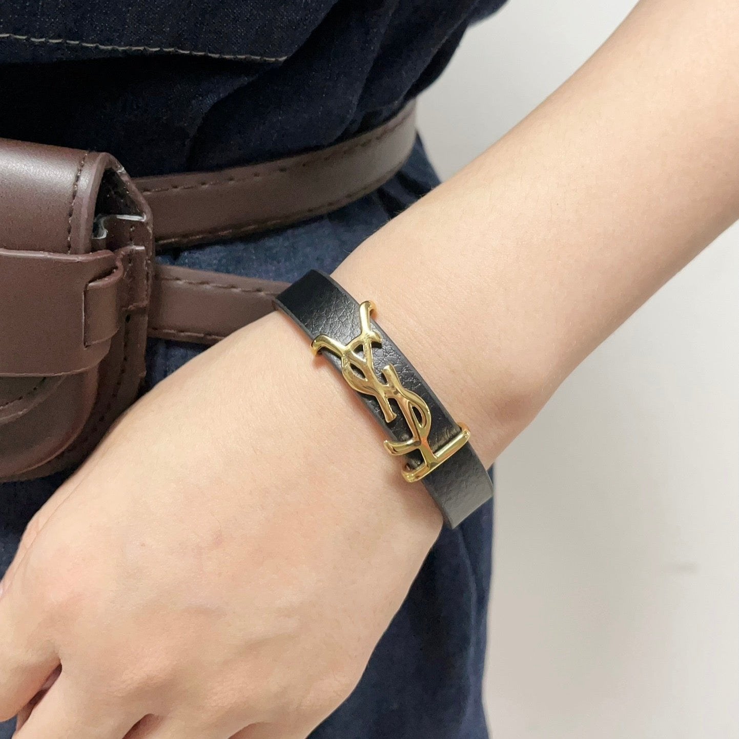 Fashion Leather Golden-Logo Bracelet