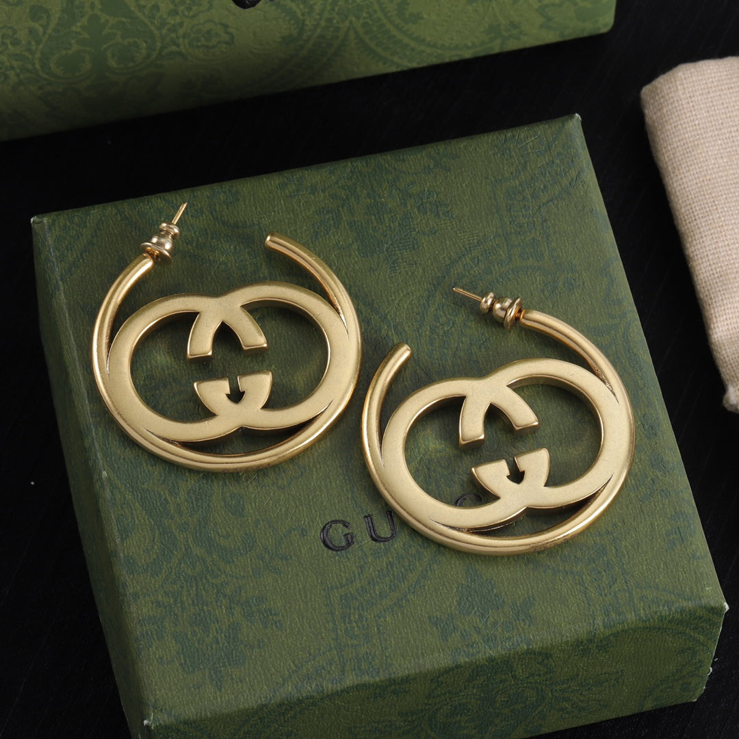 Retro Fashion Golden G Hoop Earrings