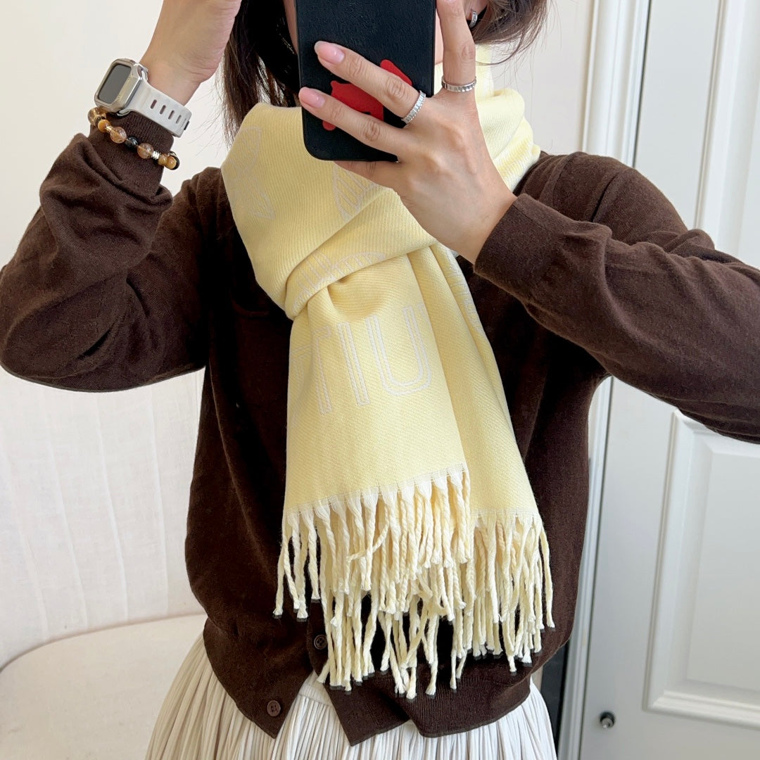 Fringed 100% cashmere shawl scarf