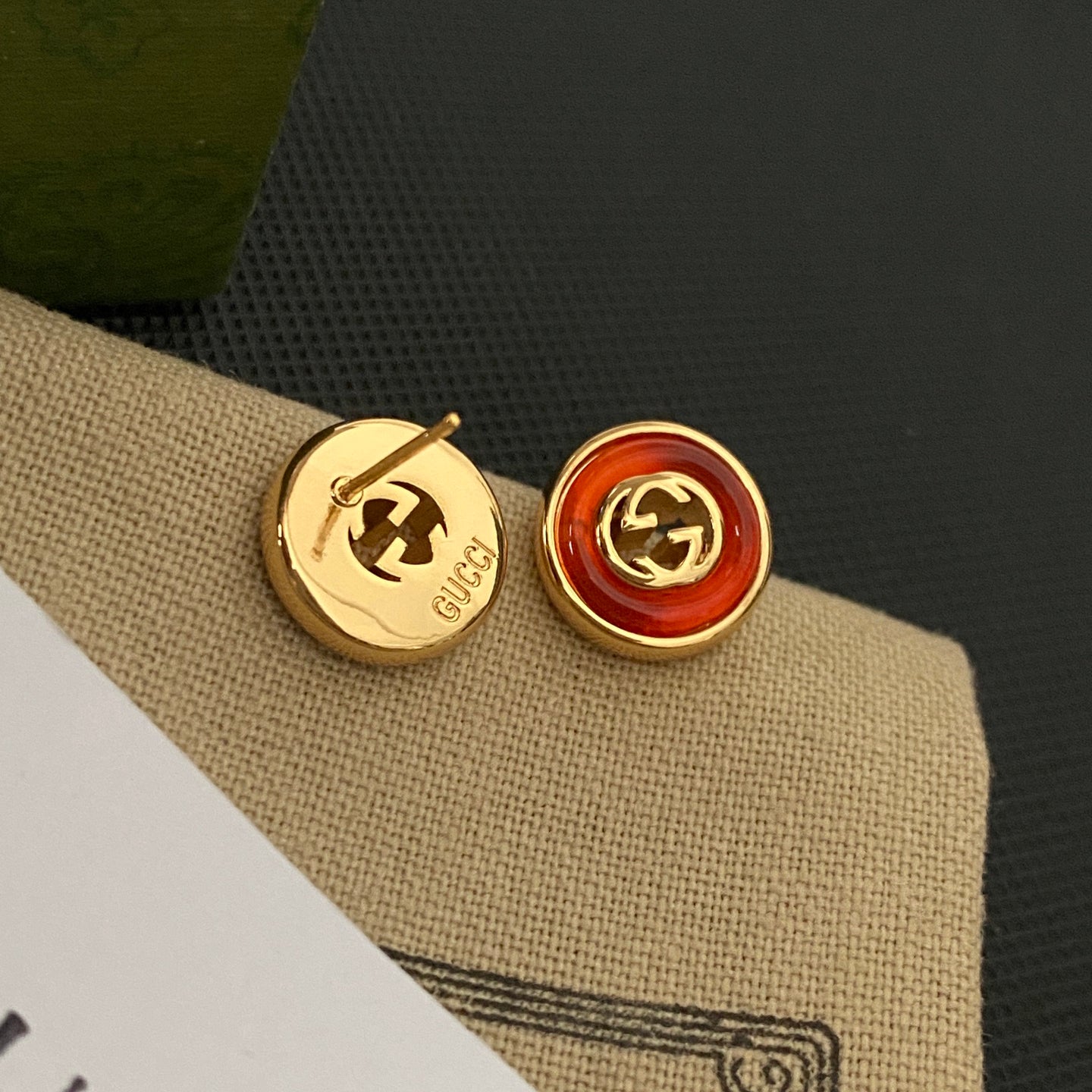 Retro Fashion Hollow G Earrings