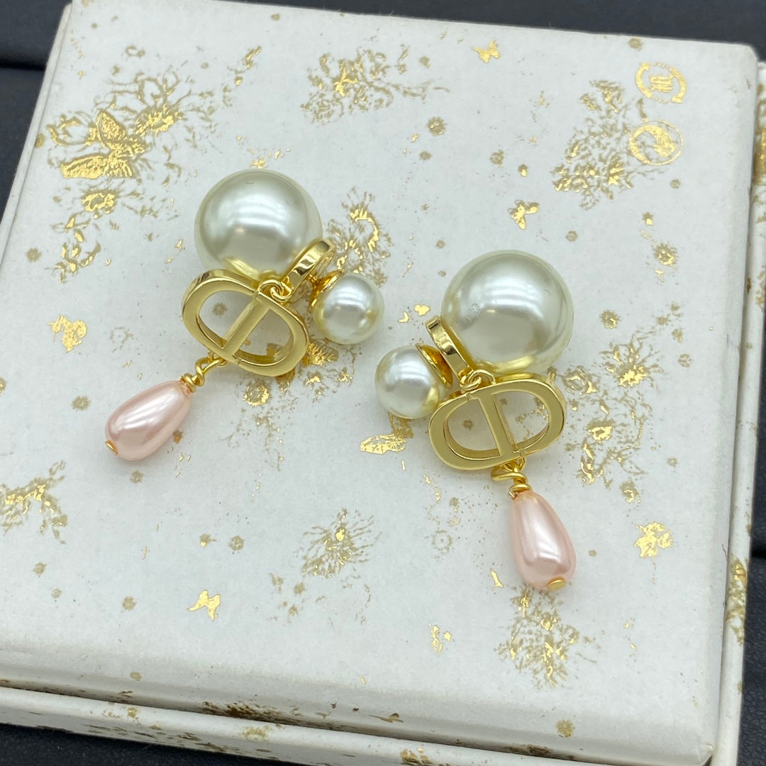 Water Drop Pearl Pendant Earrings