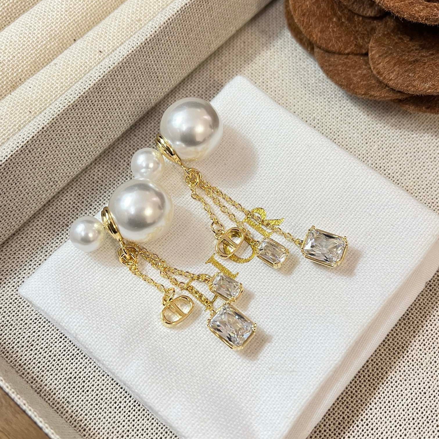 Pearl Silver-Tone Crystals Pendant Earrings