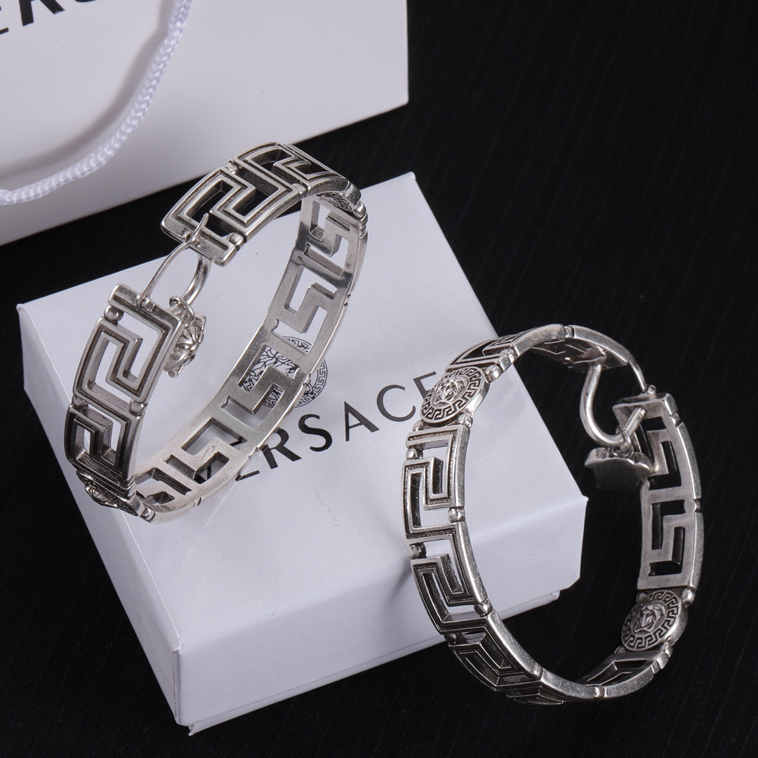 Fashionable Retro Large Hoop Earrings