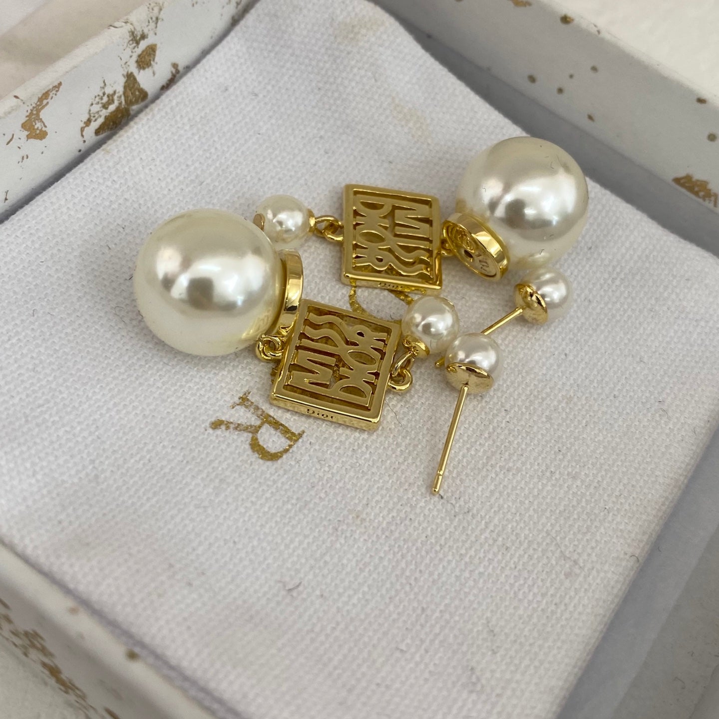 New Fashion Letter Tag Pearl Earrings