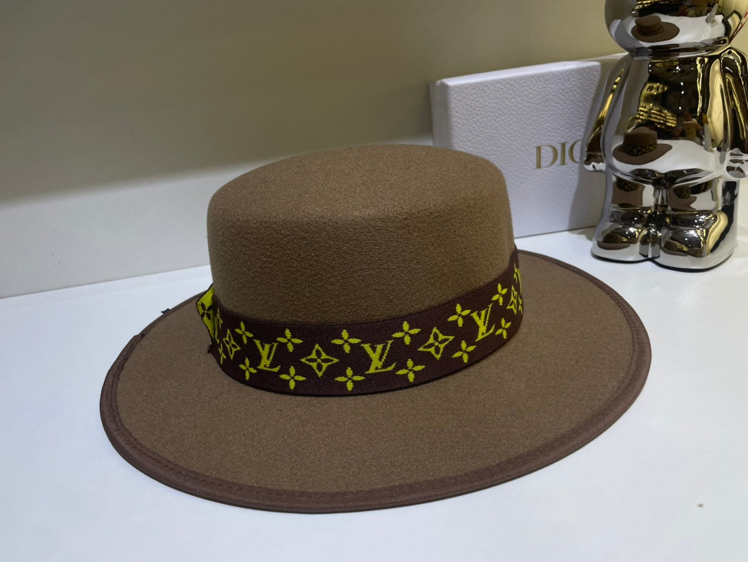 Women's Hats—1020