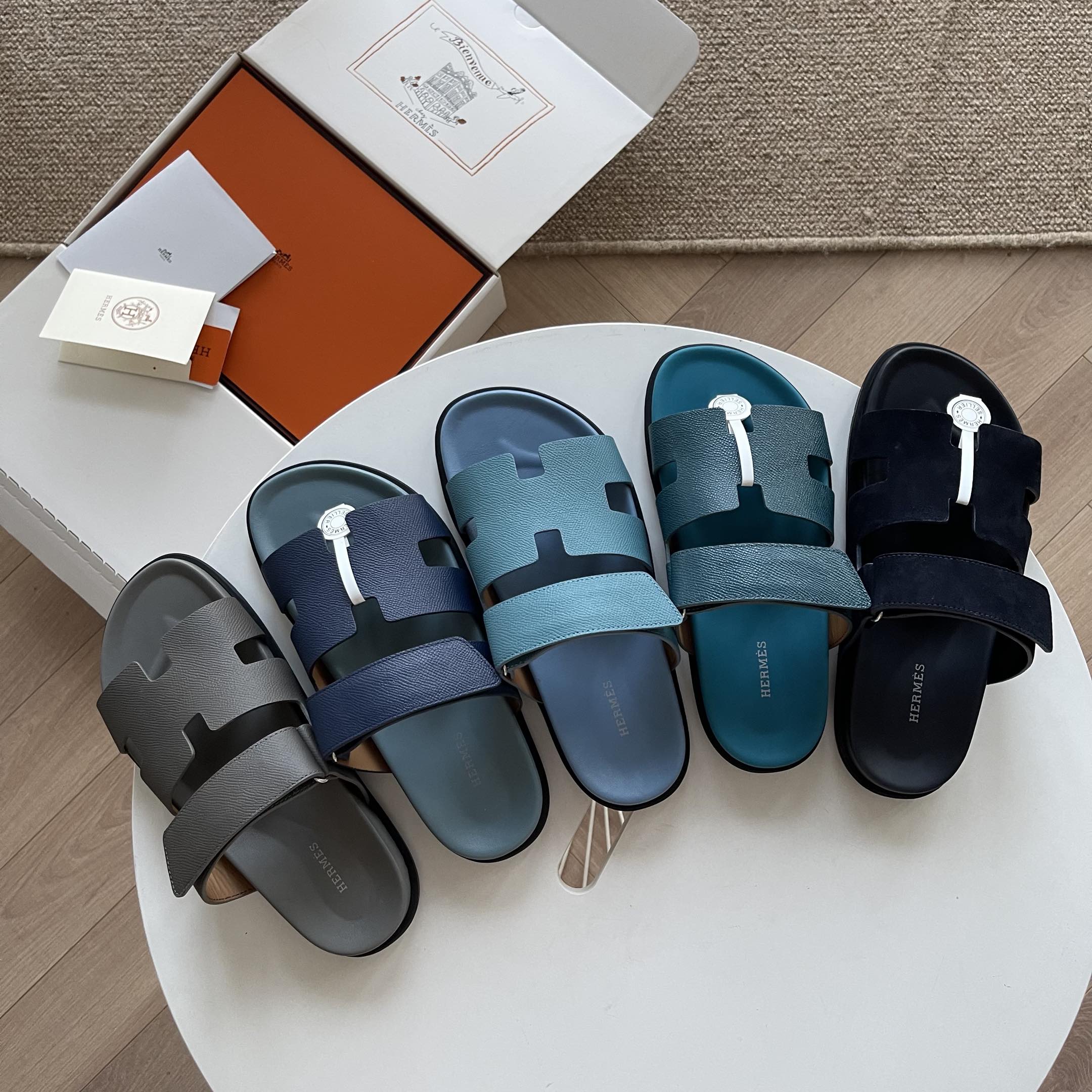 0425 The latest summer calfskin functional sandals