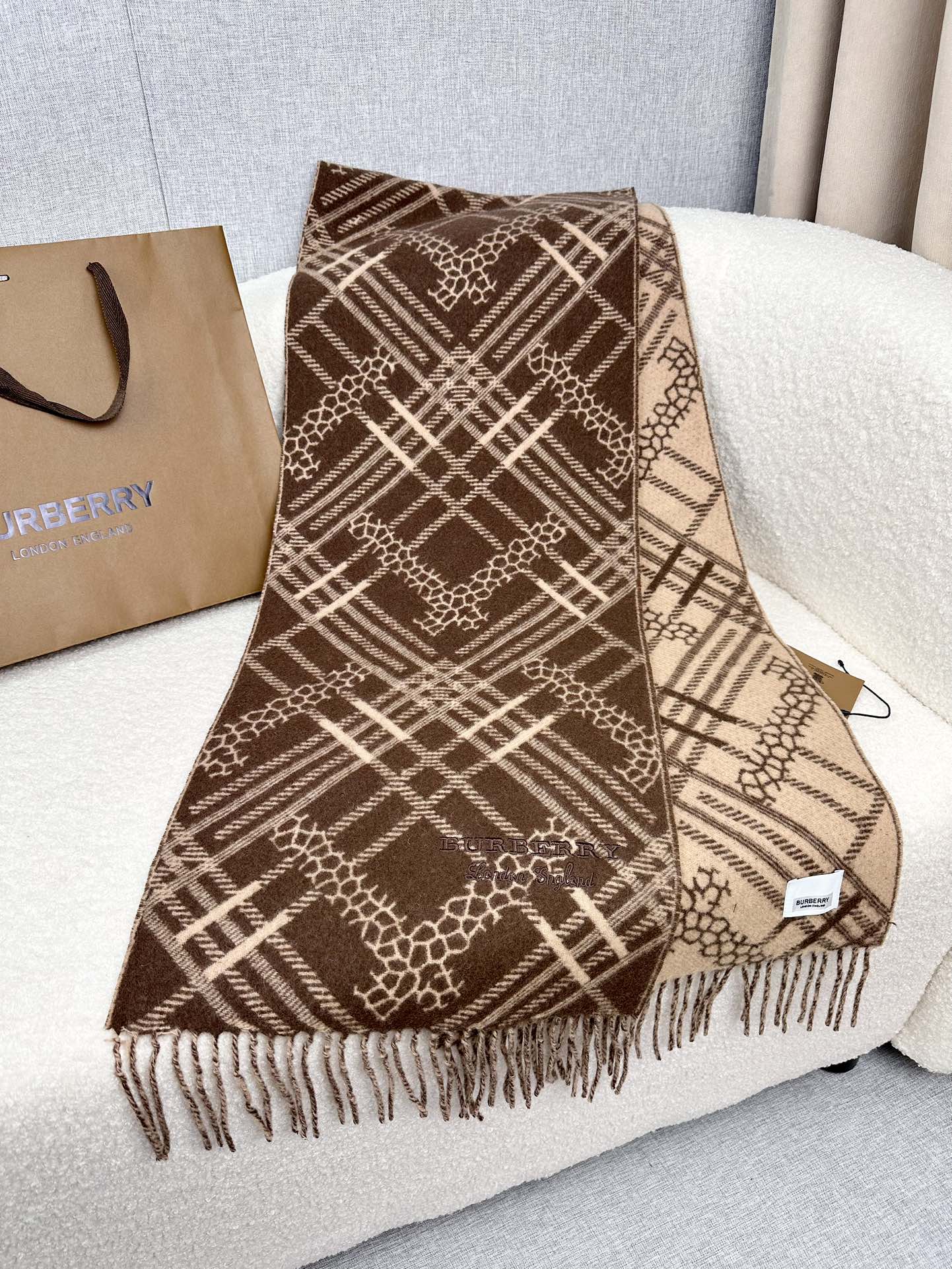 1002 Classic Soft and Comfortable Scarf