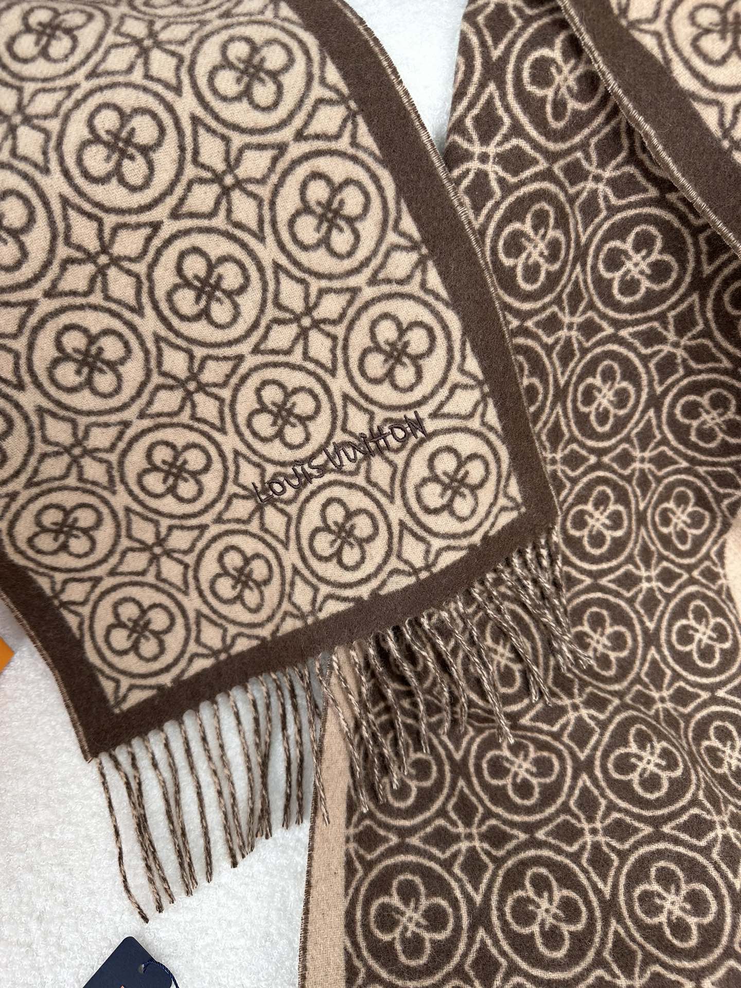 1002 Classic Soft and Comfortable Scarf