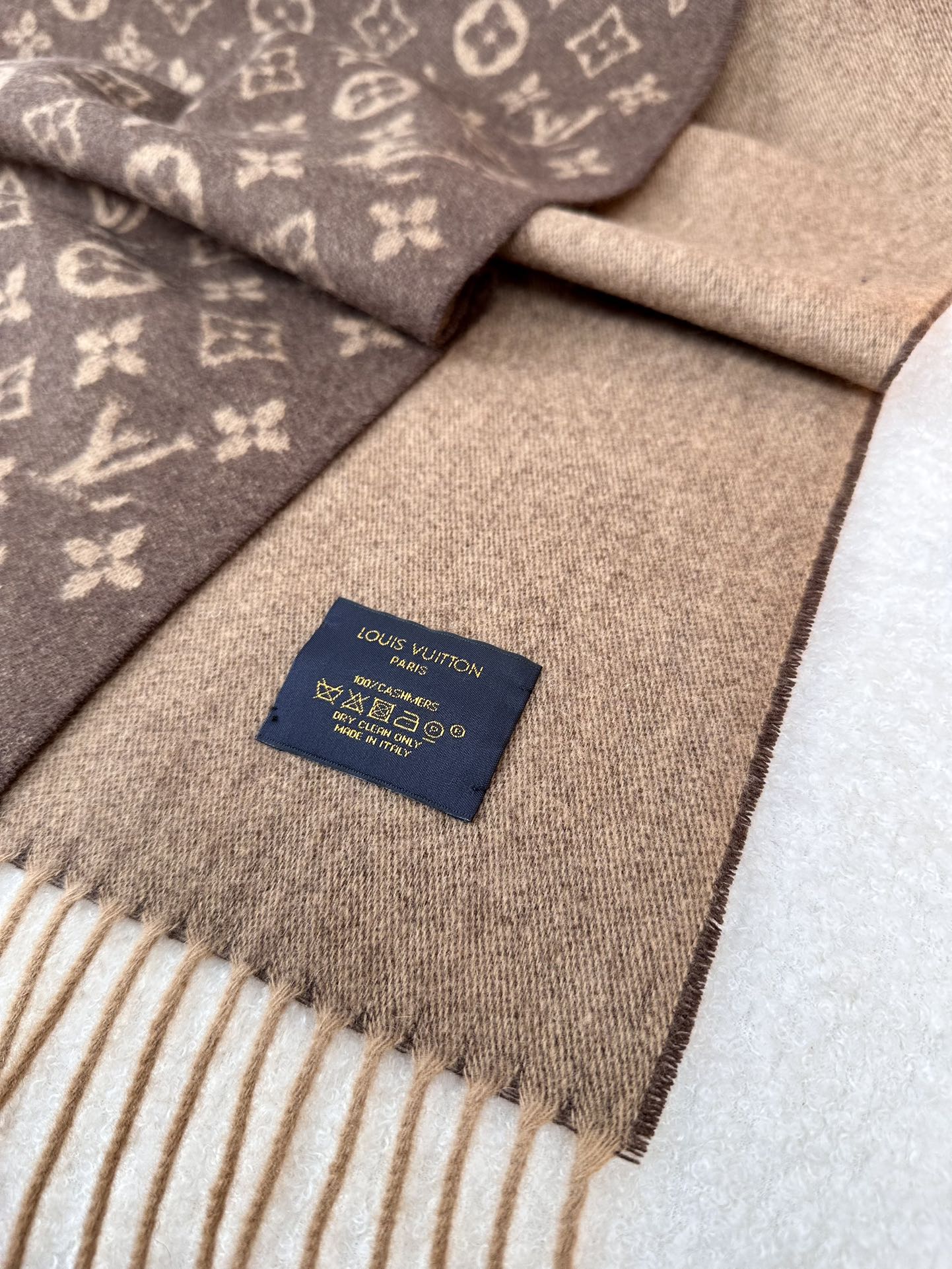 1002 Classic Soft and Comfortable Scarf