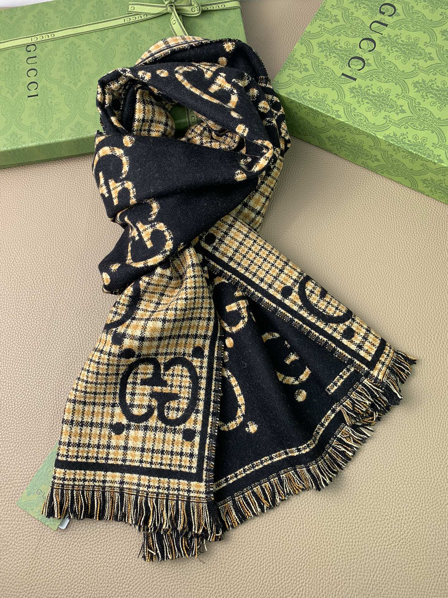 1002 Classic Soft and Comfortable Scarf