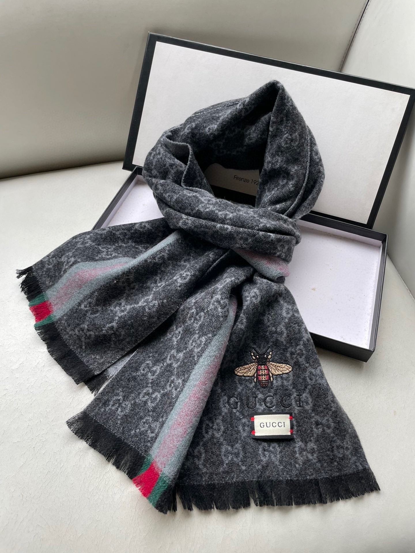 1002 Classic Soft and Comfortable Scarf