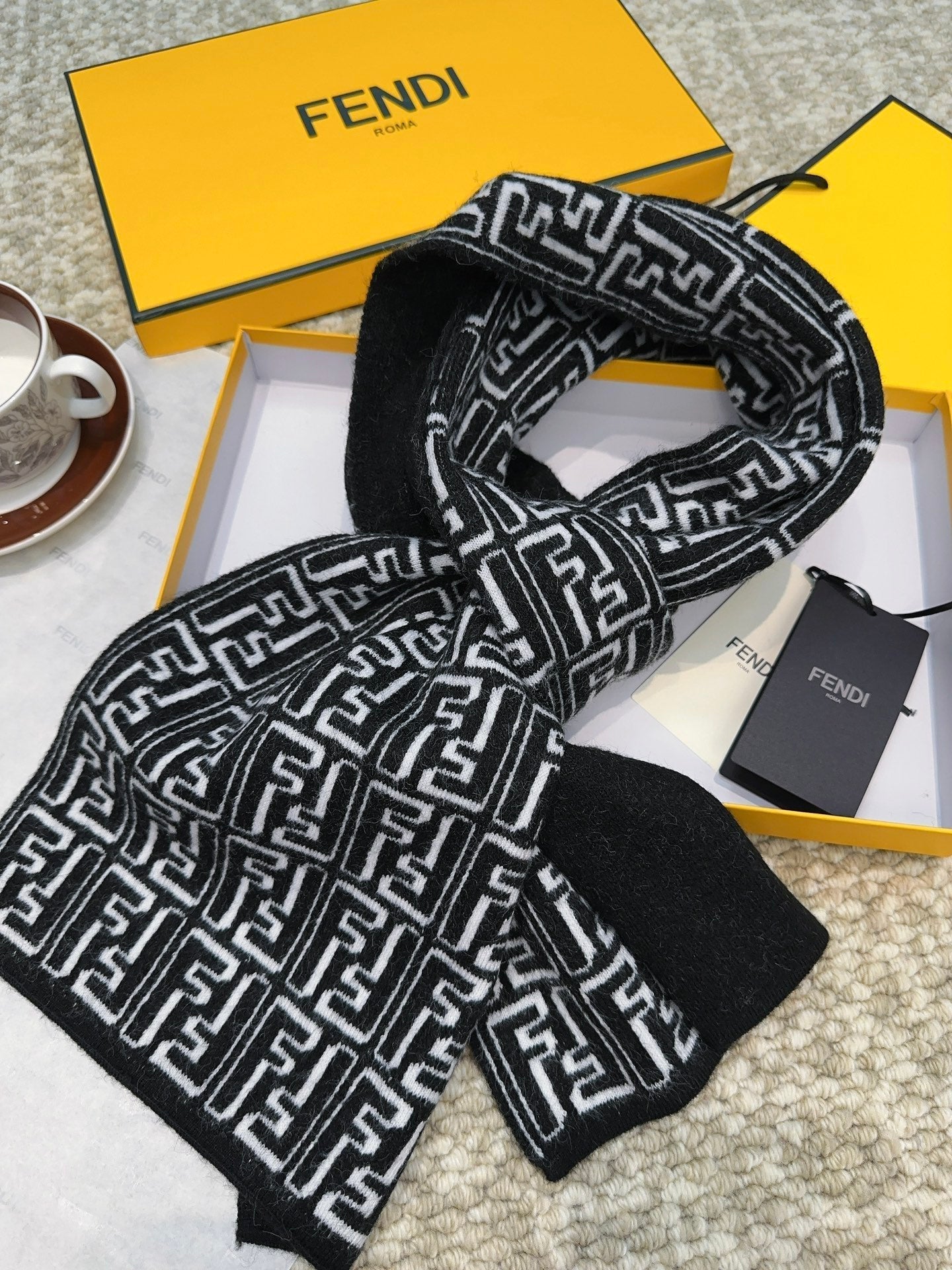 1105 New high quality skin friendly comfort scarf