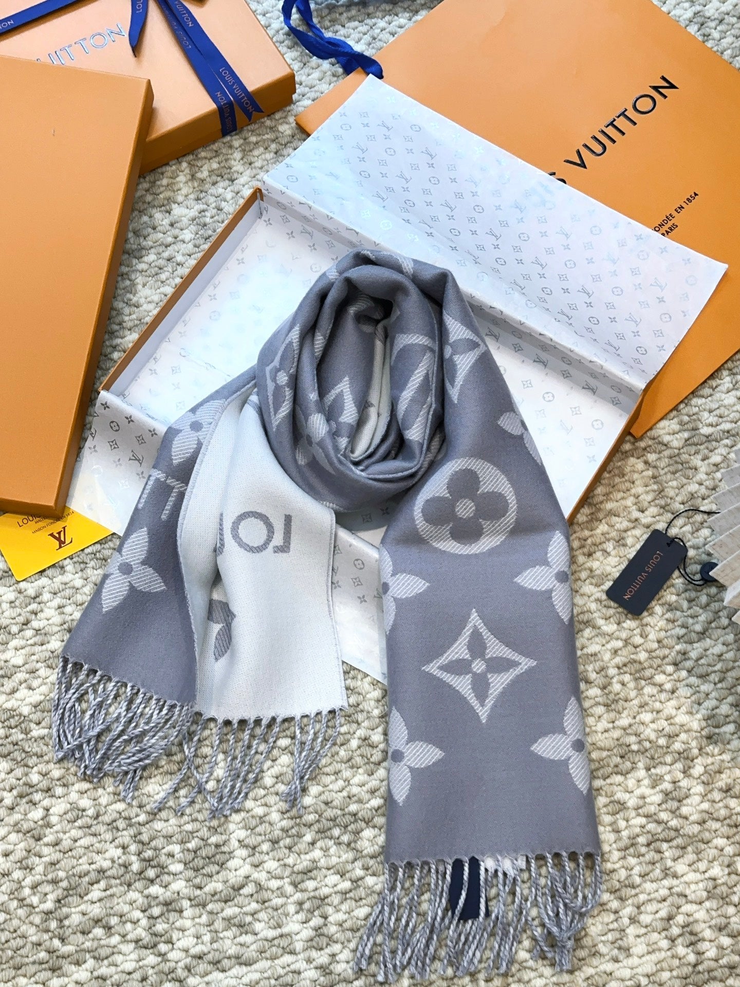 1105 New high quality skin friendly comfort scarf